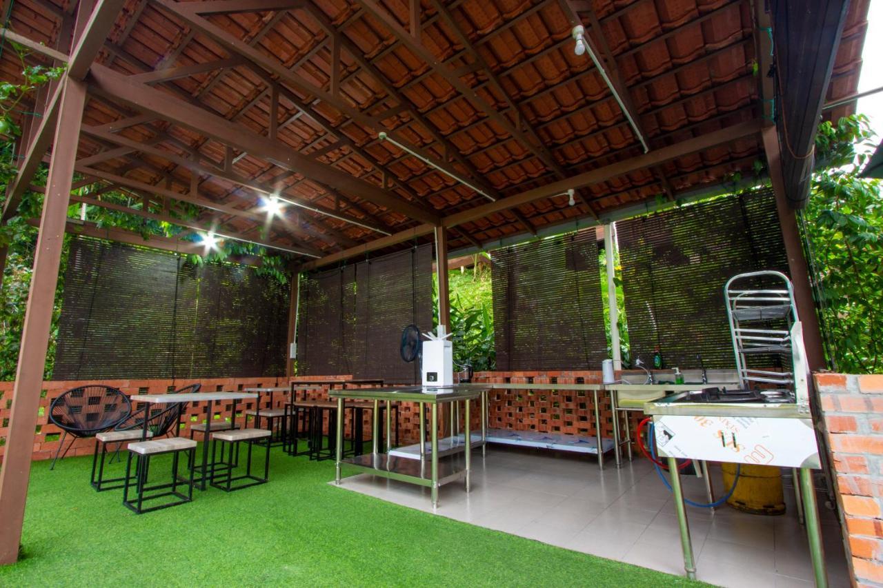 Genting Greenwoods Tiny Houses & Events Hall Гентинг-Хайлендс Экстерьер фото